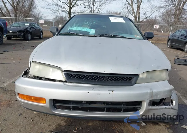 1HGCD5609VA204501: 44117500