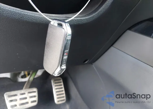 KNDJ23AU8S7948853: 44118600