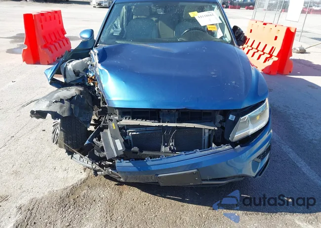 3VV3B7AX1JM069601: 44118662