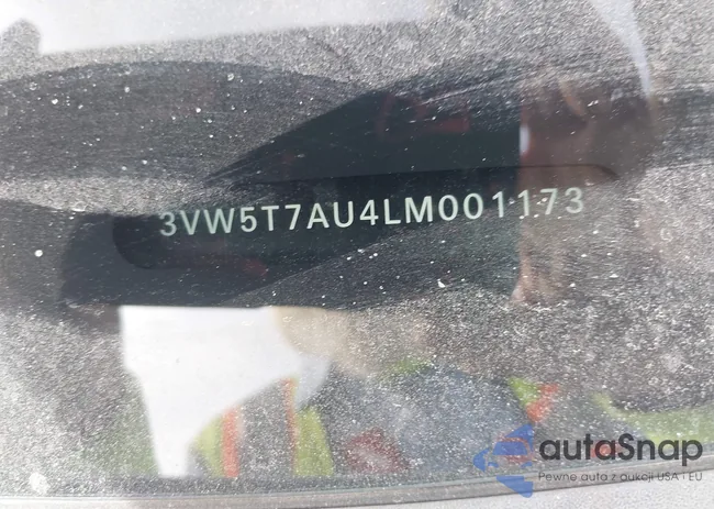 3VW5T7AU4LM001173: 44118665