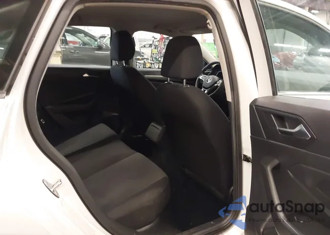 3VWC57BU8MM046019: 44118677