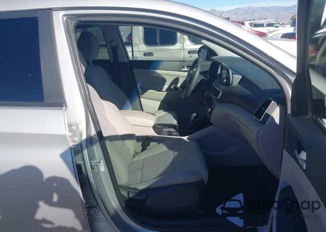 KM8J23A48LU083235: 44118686