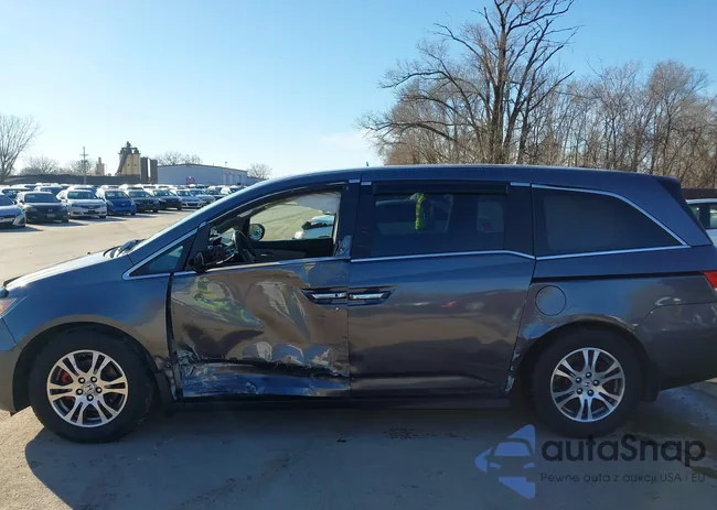 5FNRL5H61FB090130: 44118749