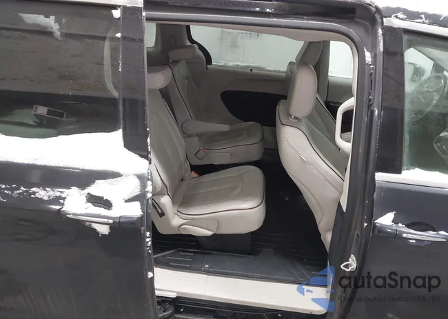 2C4RC1GG5LR184336: 44118805