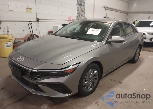 KMHLM4DJ1SU170323: 44118886