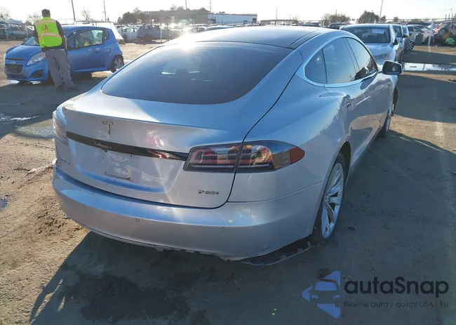 5YJSA1DPXDFP20769: 44118898