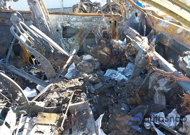 4S4WMAPD3N3411410: 44118928