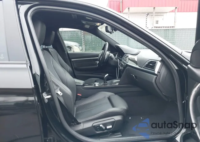 WBA8E9G51GNT85105: 44119004