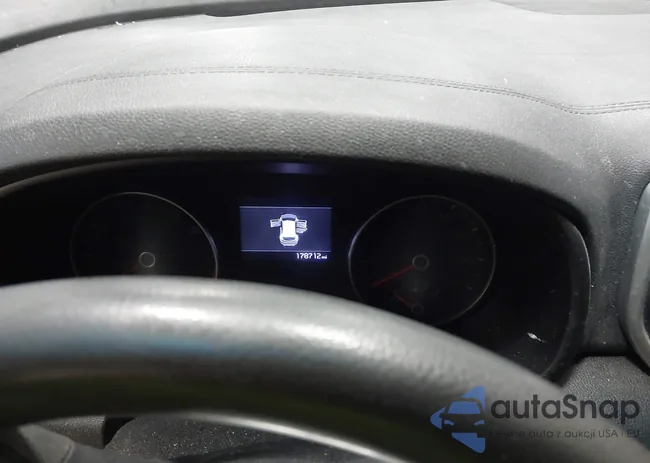 KNDPMCAC5N7010566: 44119081