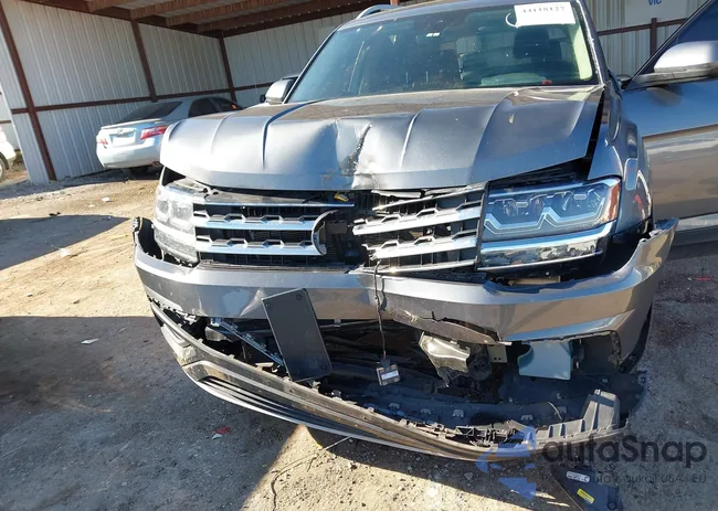 1V2UR2CA9KC566634: 44118127