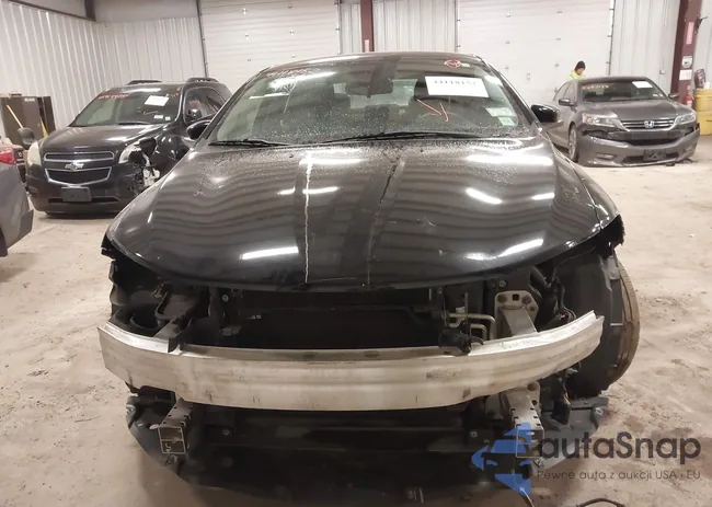 1C3CCCAB8FN580281: 44118152