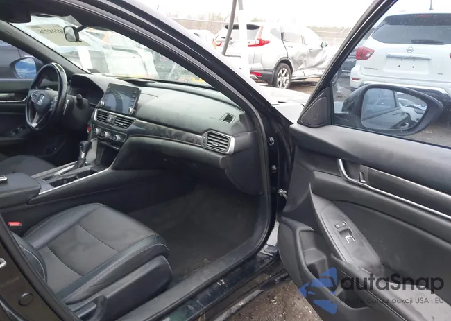 1HGCV1F34KA010079: 44118226