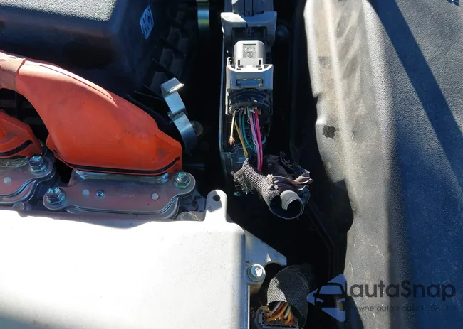 4T1BD1EB4EU027128: 44118287