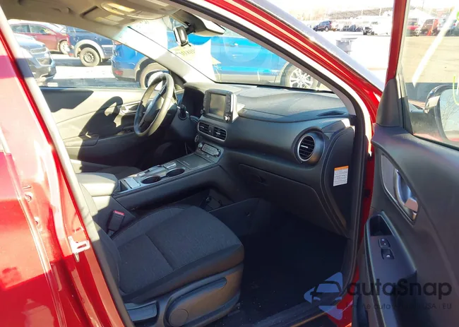 KM8K23AG4MU106302: 44118331