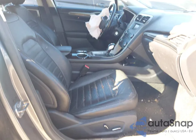 3FA6P0H93DR274877: 44118360