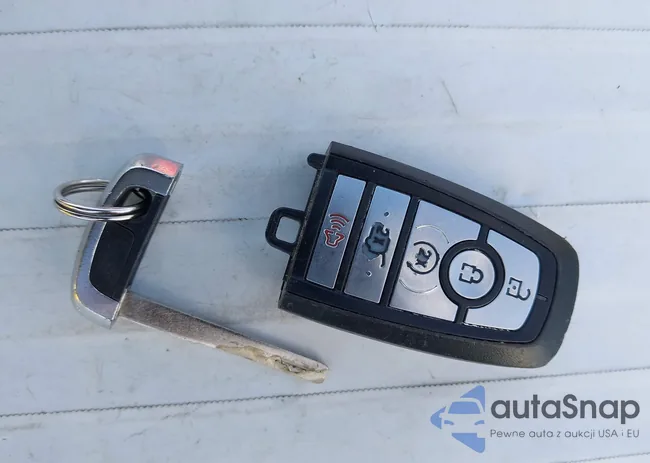 1FMJK2AT2KEA25423: 44118376