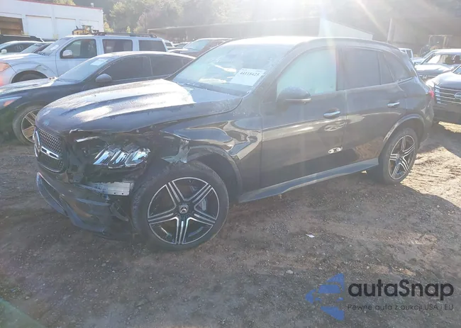 W1NKM4GB7RF177336: 44118425