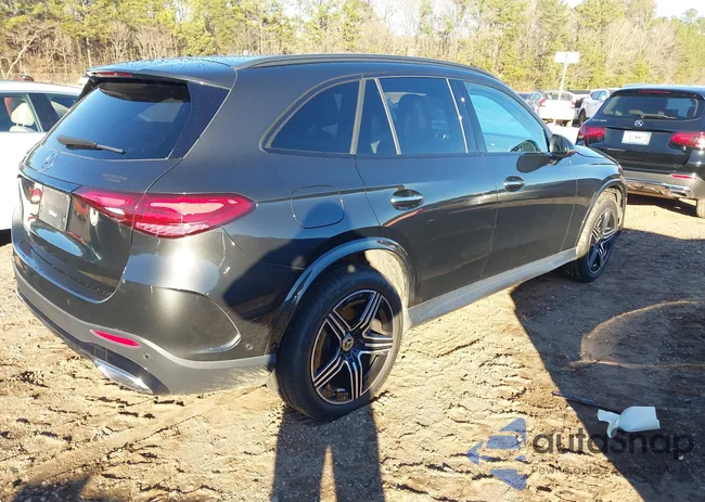 W1NKM4GB7RF177336: 44118425