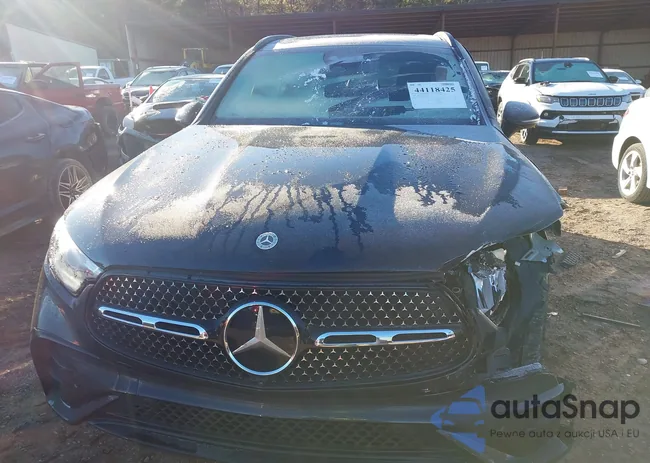 W1NKM4GB7RF177336: 44118425