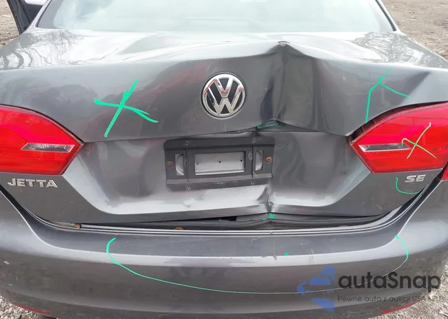 3VWD17AJ3EM294428: 44118470