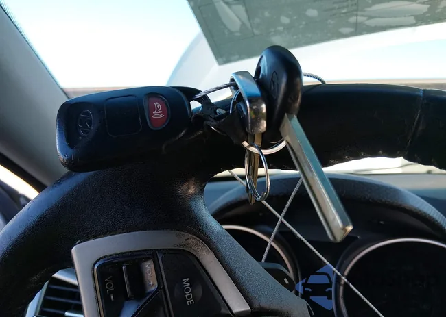 KMHTC6AD7DU117223: 44118489