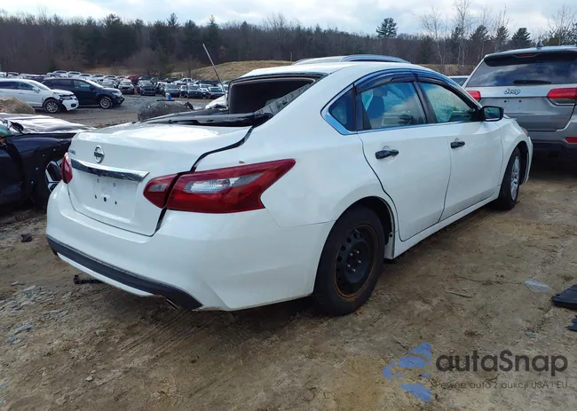 1N4AL3AP0JC128673: 44118491