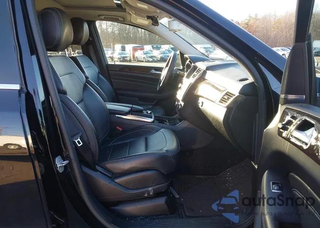 4JGDA5HB8EA405229: 44118499