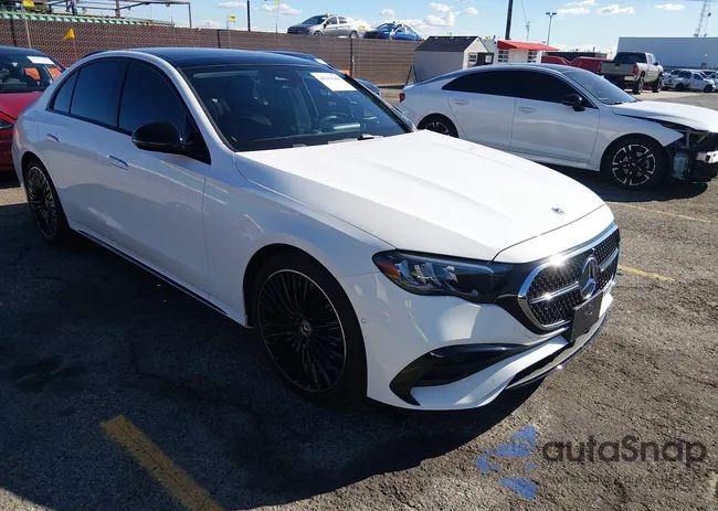 W1KLF4GB1SA161308: 44119668