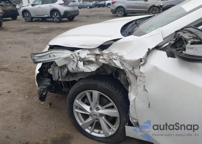 1N4AL3APXEC173772: 44119717