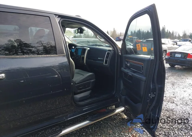 3C6UR5KL3EG208492: 44119720