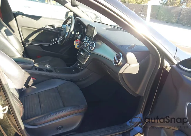 WDDSJ4EB1EN126147: 44120059