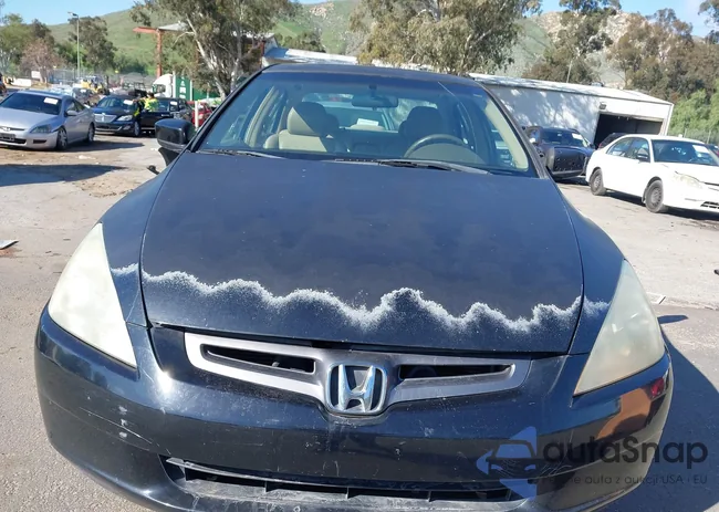 1HGCM66835A052744: 44120098