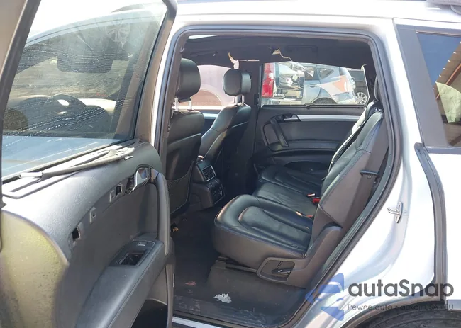 WA1DGAFE5FD004952: 44119224