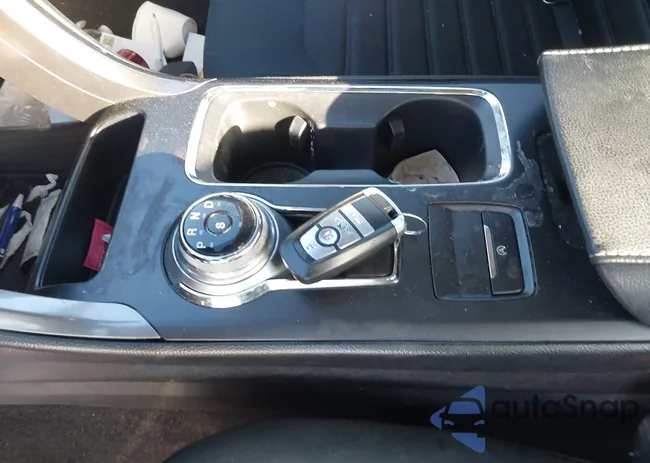 3FA6P0HD3KR232632: 44119328