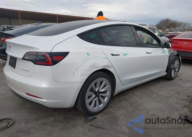 5YJ3E1EBXNF179798: 44119329