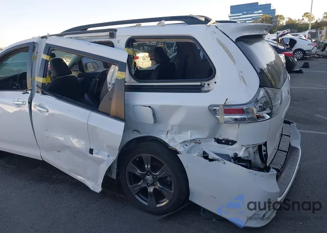 5TDXZ3DC2HS885403: 44119332