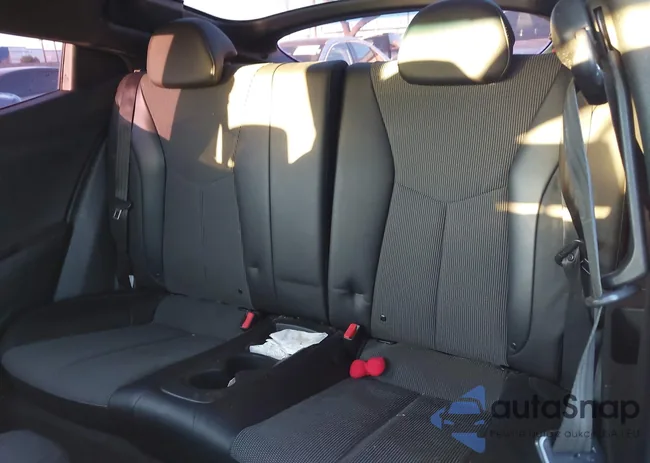 KMHTC6AD9GU298538: 44119359