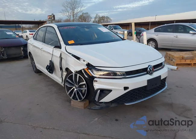 3VW7X7BU2SM068901: 44119366