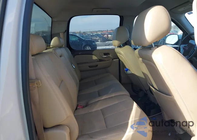 3GTRKWE39AG112140: 44119415