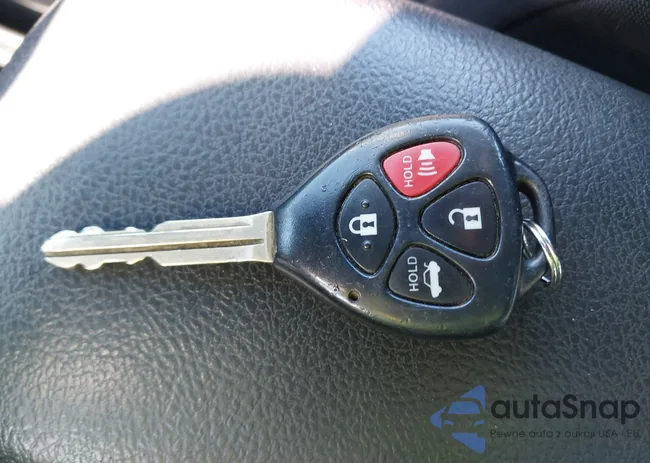 2T1BU40EX9C106152: 44120531