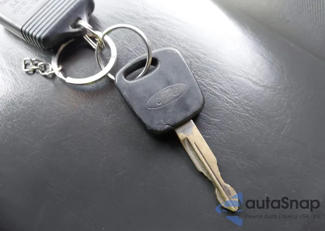 1FTRW08602KC54779: 44120551