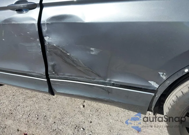 3VV3B7AX8LM056668: 44120558