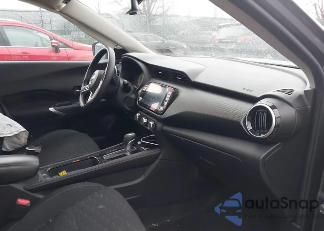 3N1CP5CV3PL467328: 44120582