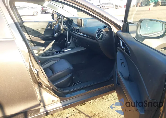 JM1BM1W73E1124031: 44120588