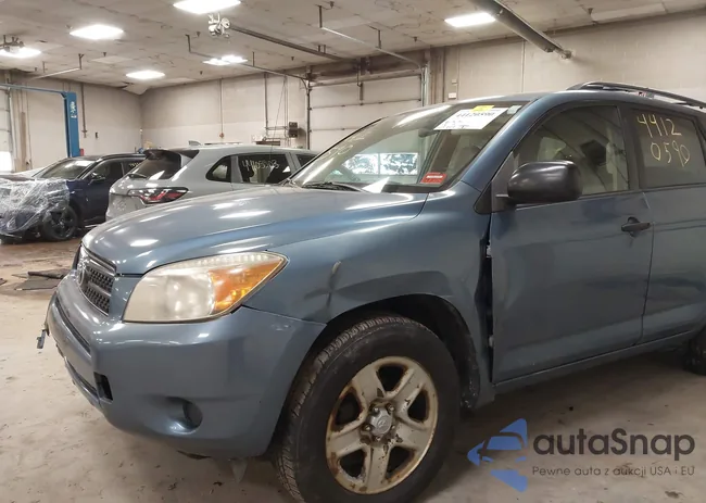 JTMBD33V976054605: 44120590