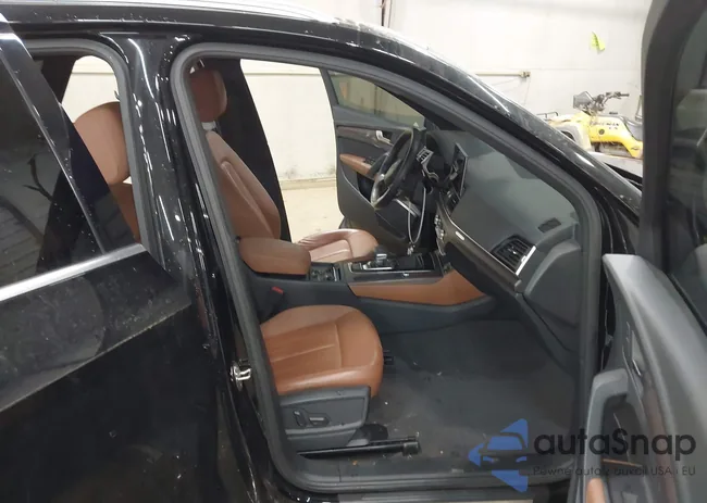 WA1BAAFY8M2040565: 44120600