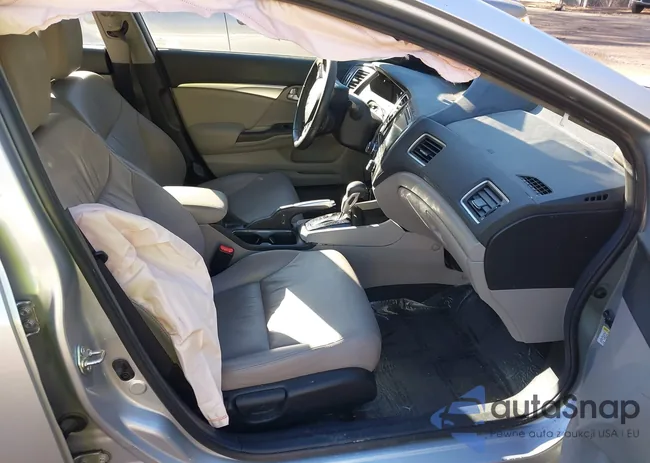 2HGFB2F9XFH546588: 44120652