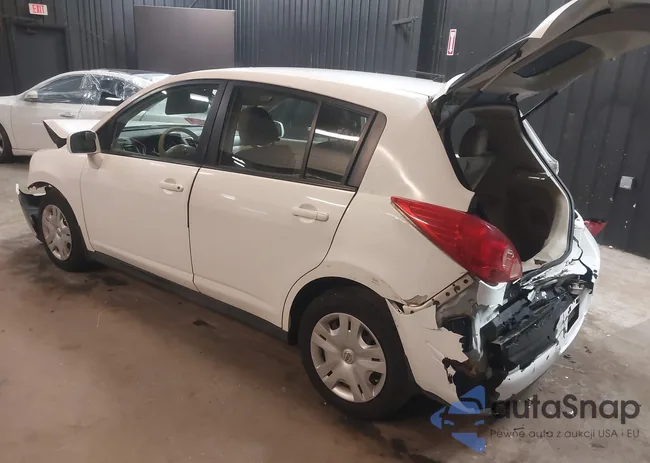 3N1BC1CP3BL407396: 44120669