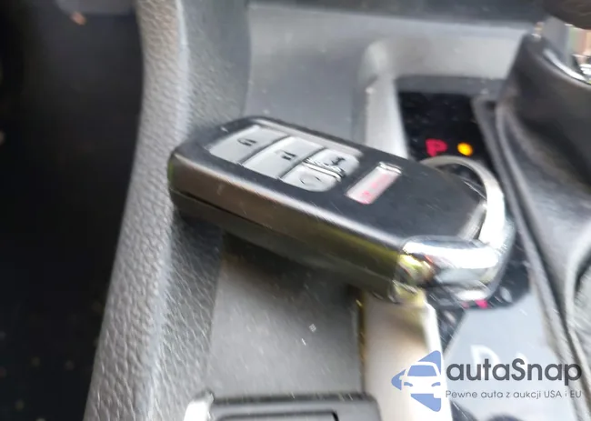 2HGFC4B05JH304140: 44120737