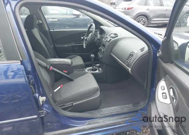 1G1ZT61806F195621: 44120779